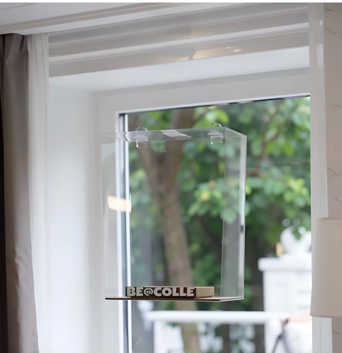 コレクションの価値を守るための専用ケースによるベアブリックの保管方法